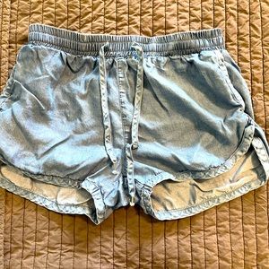 Love Tree elastic waste denim short